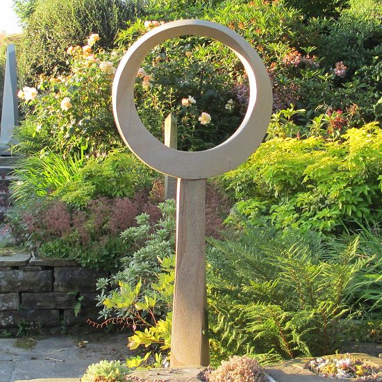 Geometric stone sculpture Möbius II