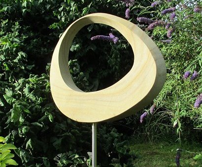 Geometric stone sculpture Möbius Egg I