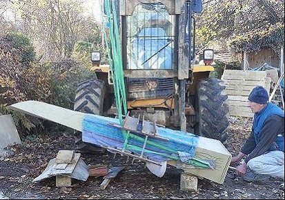 Geometric stone sculpture Thurlstone War Memorial - 13